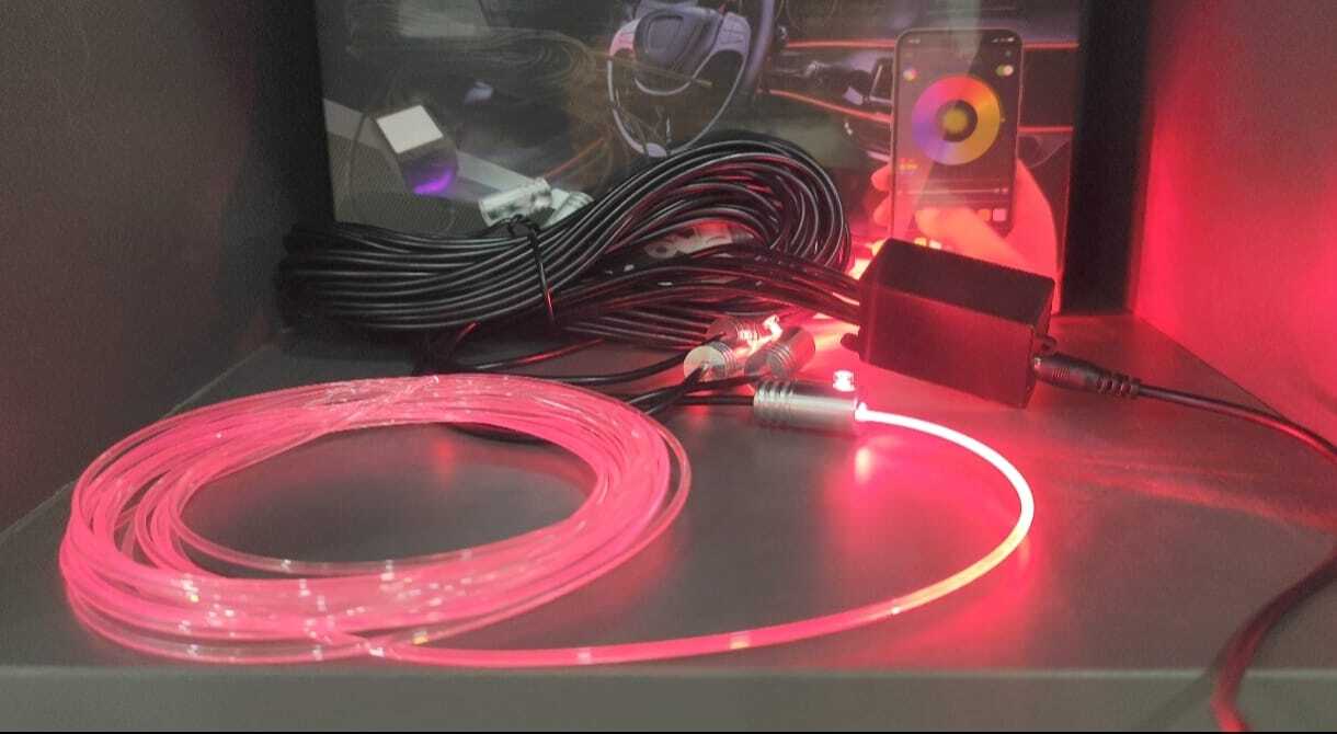 RGB Fibra Auto / Controllo APP / Luci Ambiente